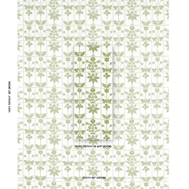 Inspired by a midcentury pattern in our archive, Georgia Wildflowers is a stylized silhouette design printed on cotton-...