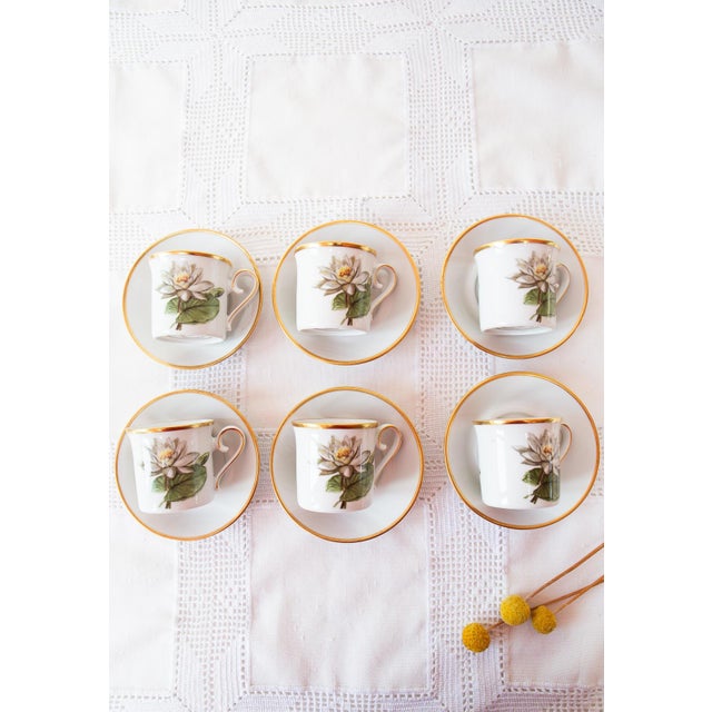 Ceramic Swedish White Water Lily Coffee Cups for 6, 1970s, Set of 12 For Sale - Image 7 of 8