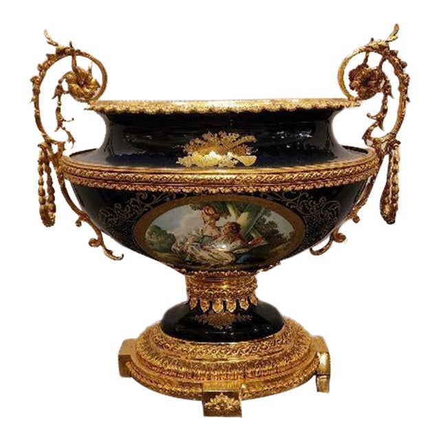 Early 20th Century French Gilt Limoges Style Porcelain Handled Centerpiece For Sale