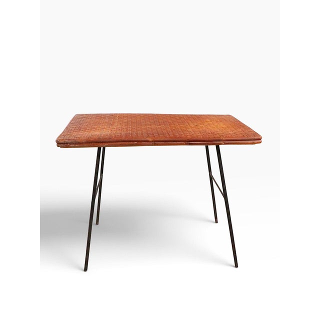 Mid-Century Modern Mid Century Wicker Top Wrought Iron Base Side Table For Sale - Image 3 of 10