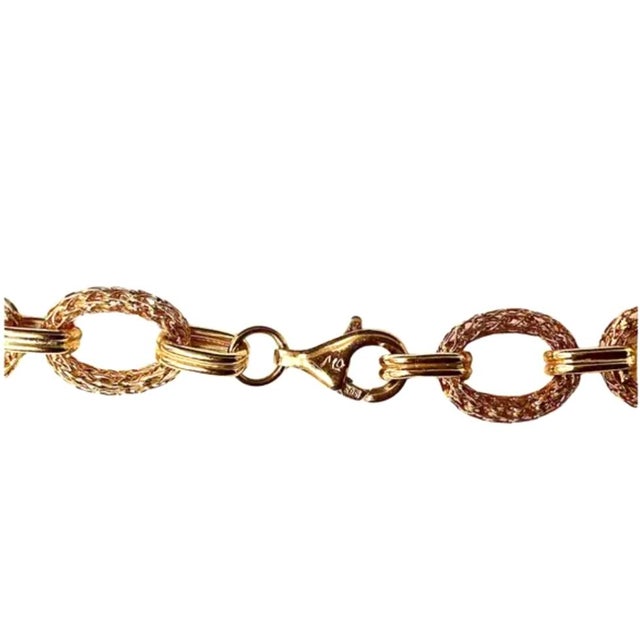 14k Yellow Gold Textured Oval Link Necklace For Sale - Image 4 of 7