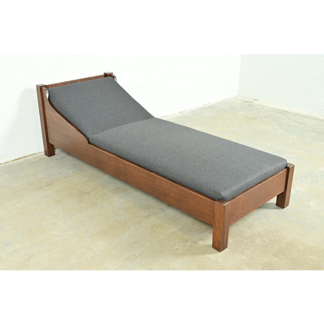 An exceptional antique Mission or Arts & Crafts daybed or chaise lounge By Charles P. Limbert Co. USA, Early 20th Century...