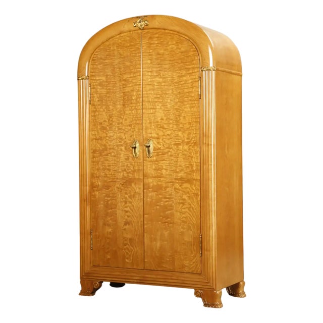 Monumental Art Deco Hollywood Regency Armoire in Blonde Quilted Wood, C 1930s For Sale