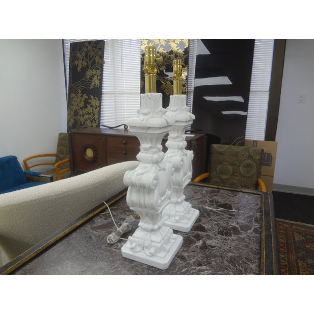 Pair of Hollywood Regency Plaster Lamps For Sale In Houston - Image 6 of 10