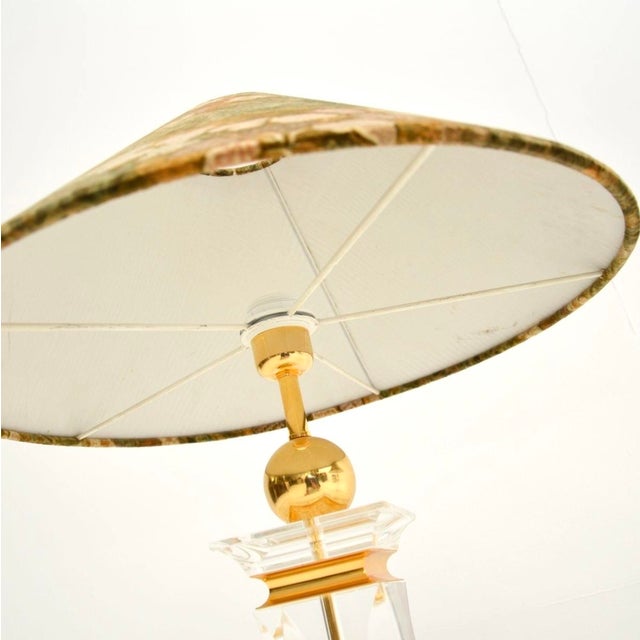 Vintage Italian Acrylic Glass Table Lamps, 1970s, Set of 2 For Sale - Image 6 of 11