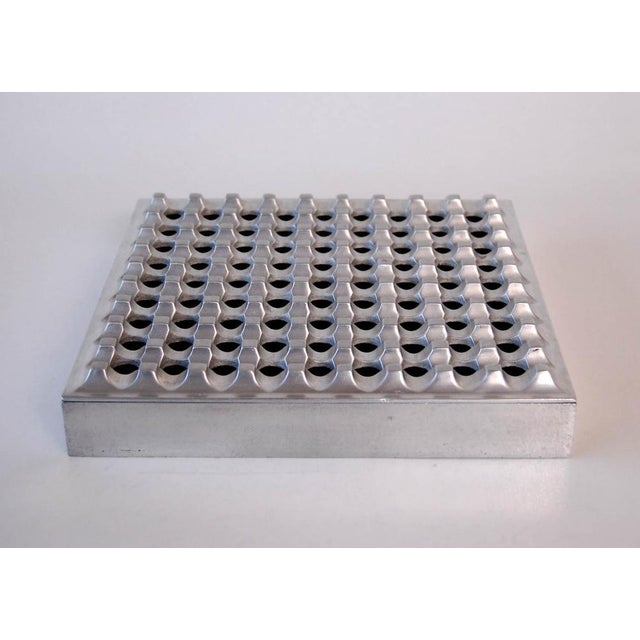 A modern computer-generated design by Holger Bäckström & Bo Ljungberg. Produced by Beck & Jung and consists of two parts....