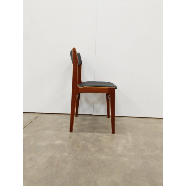 Vintage Danish Modern Dining Chair Attributed to Erik Buch For Sale In New York - Image 6 of 7
