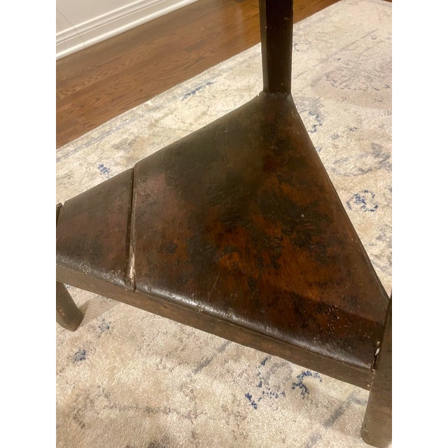 Vintage English Style Large Cricket End Table With a Painted Base For Sale - Image 4 of 5