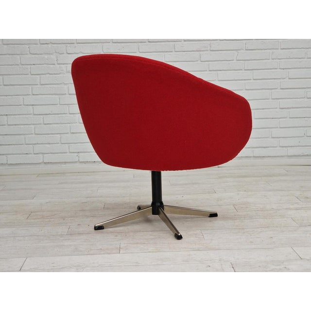Scandinavian Swivel Lounge Chair in Wool by Karl Eric Klote, 1960s For Sale - Image 17 of 18