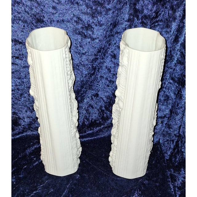 Vintage White Bisque Porcelain Flower Vases by Martin Freyer for Rosenthal, 1970s, Set of 2 For Sale - Image 3 of 7
