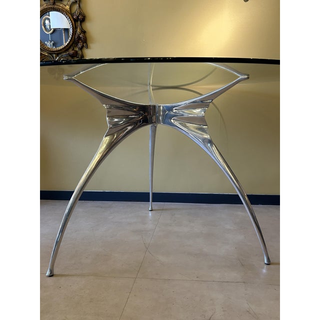 Silver Round Errance Table in Polished Aluminum and Beveled Glass by Bernard Dequet for Protis, 1970s For Sale - Image 8 of 9
