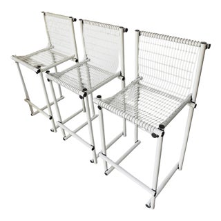 Modernist Italian White Steel Wire Counter Stools, 1970s, Set of 3 For Sale