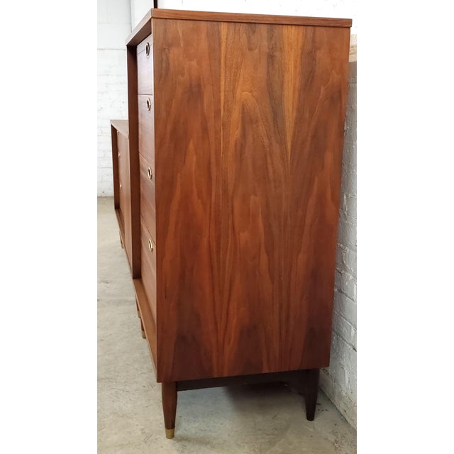 1960s Slick Restored Original Mid Century Modern Dresser Set, Mainline by Hooker Furniture For Sale - Image 17 of 18