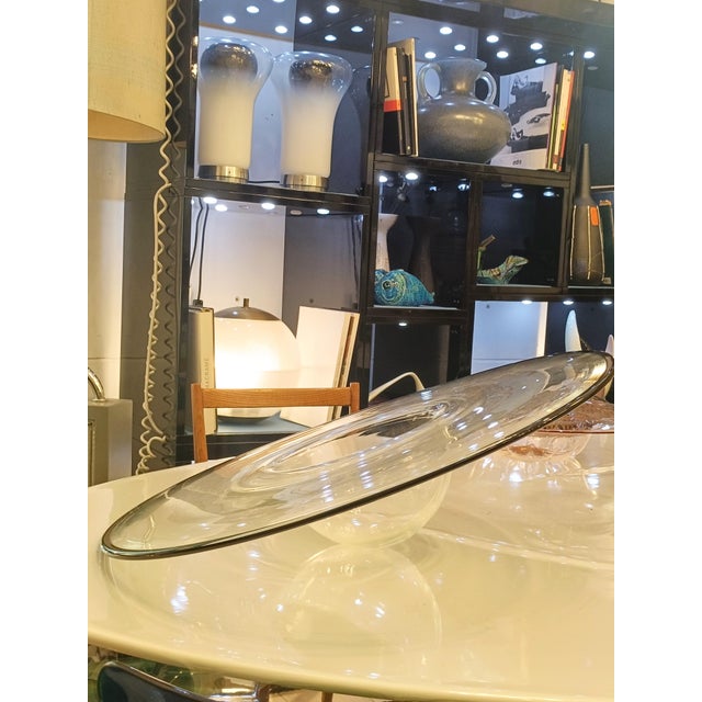 Mid-Century Modern Large Hat-Shaped Centrepiece Plate in Clear Murano Glass, Italy, 1960s For Sale - Image 3 of 9