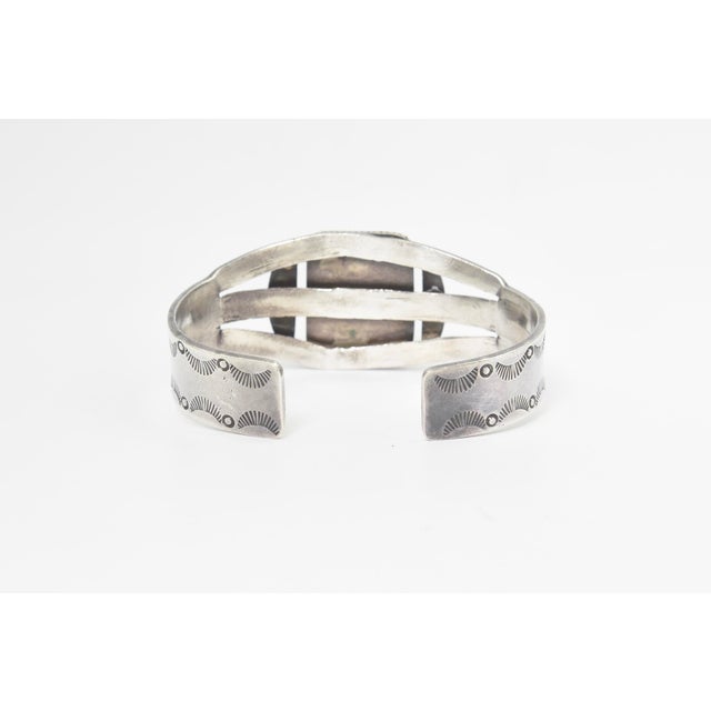 Mid 20th Century Southwestern Fred Harvey Style Sterling Silver and Petrified Wood Cuff Bracelet For Sale - Image 4 of 10