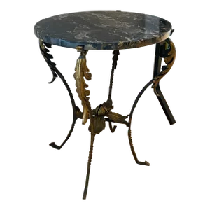 1900s Antique Wrought Iron Marble Top Coffee Table With Golden Leaves Accent. Louis XIV Style