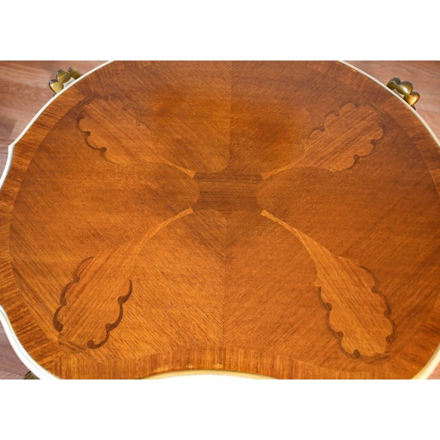 French 1930 French Hand Painted Solid Mahogany & Satinwood Inlay Pair Side End Tables For Sale - Image 3 of 13