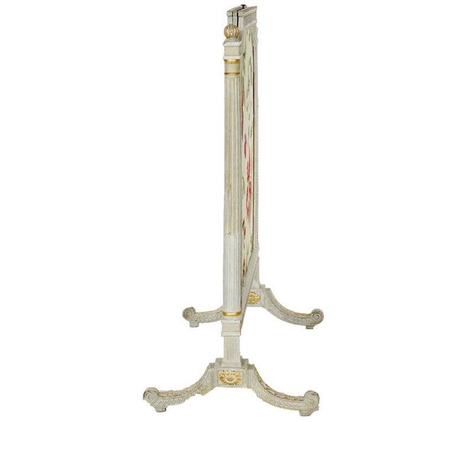 French Louis XVI Style White & Gilt Fire Screen With Floral Fabric, 20th C For Sale - Image 15 of 16