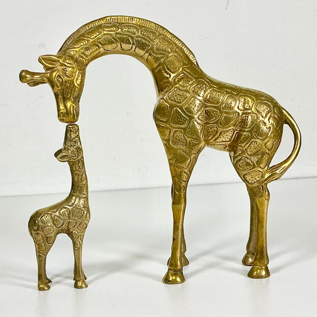 1960s Vintage Hollywood Regency Boho Chic Brass Giraffe With Calf Sculpture - Set of 2 For Sale - Image 4 of 15