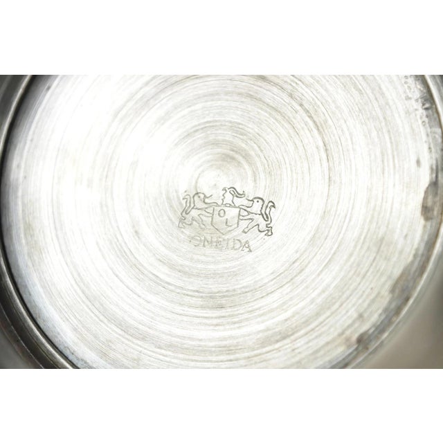 Vintage Oneida Silver Plated Trophy Cup Urn Champagne Chiller Bar Ice Bucket For Sale - Image 15 of 16
