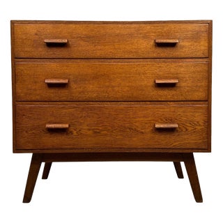 Vintage 20th Century English Golden Oak Chest of Drawers For Sale