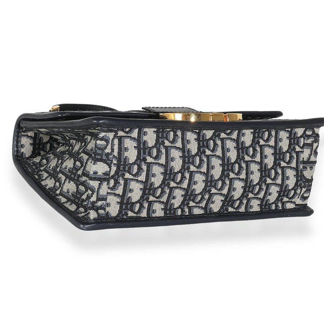 Navy Oblique Jacquard 30 Montaigne Chain Bag For Sale In New York - Image 6 of 8