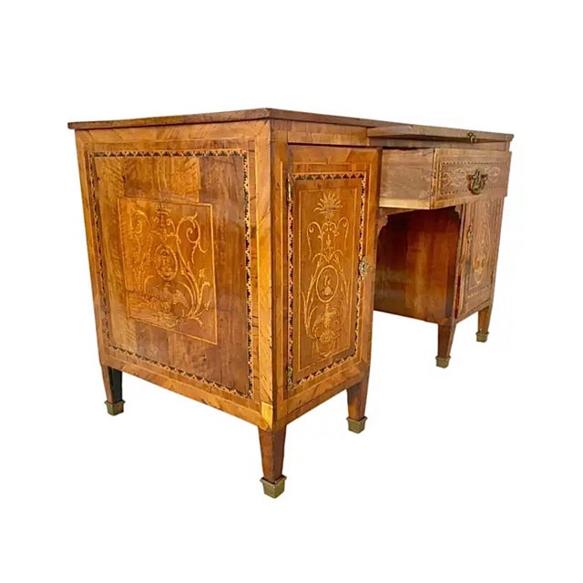 Rare 18th Century Italian Neoclassical Writing Desk in the style of Giuseppe Maggiolini (1738-1814). Maggiolini was a...