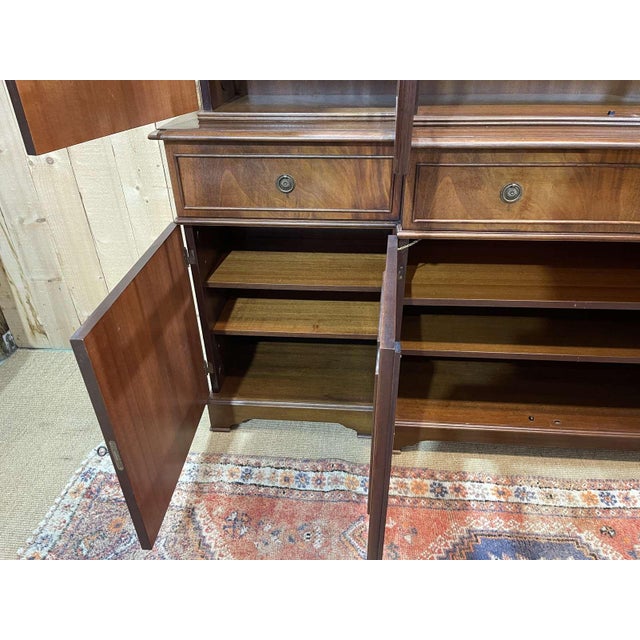 English Secretary Bookcase in Mahogany, 1970s For Sale - Image 12 of 17