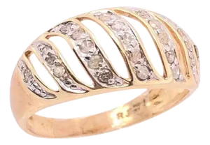 14 Karat Yellow Gold and Diamond Fashion Ring, Size 7