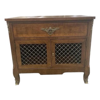 Late 20th Century French Louis Style Nightstand by Henredon For Sale