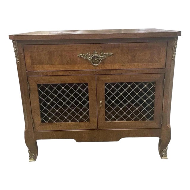 Late 20th Century French Louis Style Nightstand by Henredon For Sale