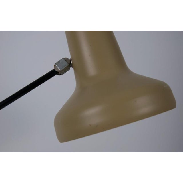 1970s Mid-Century Adjustable Task Lamp in Cream and Black Metal, Germany, 1970s For Sale - Image 5 of 8