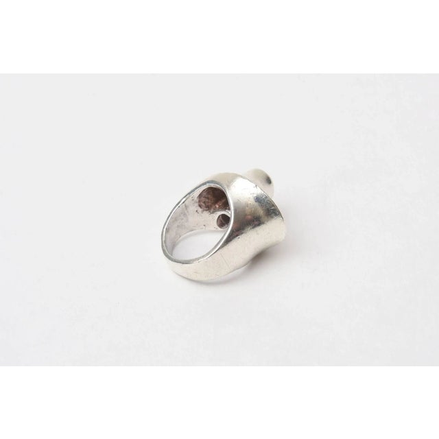 Silver Vintage Sterling Silver Sculptural Modernist Ring Hallmarked Size 5.25 For Sale - Image 8 of 10