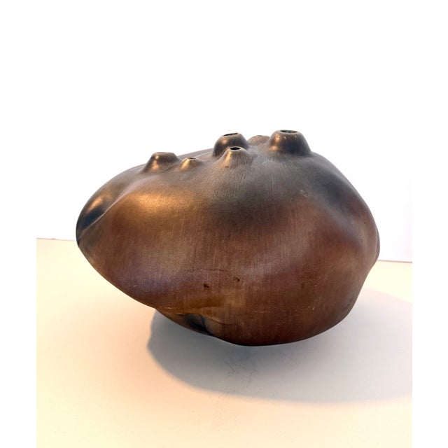 Brown Brown Lacquered Ceramic Tulip Vase / Centerpiece attributed to Giacomo Onestini, 1970s For Sale - Image 8 of 15