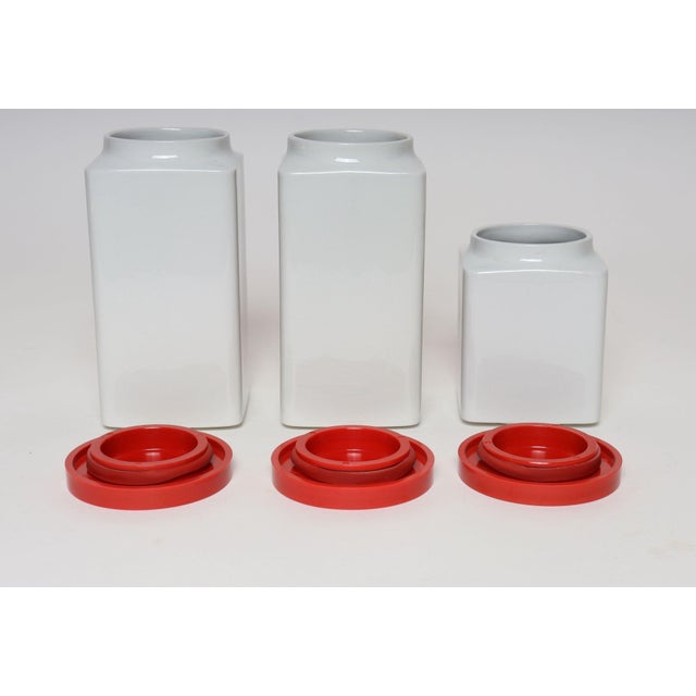 Arabia Set of Three Finnish Modern Ceramic Canisters by Richard Lindh for Arabia For Sale - Image 4 of 18