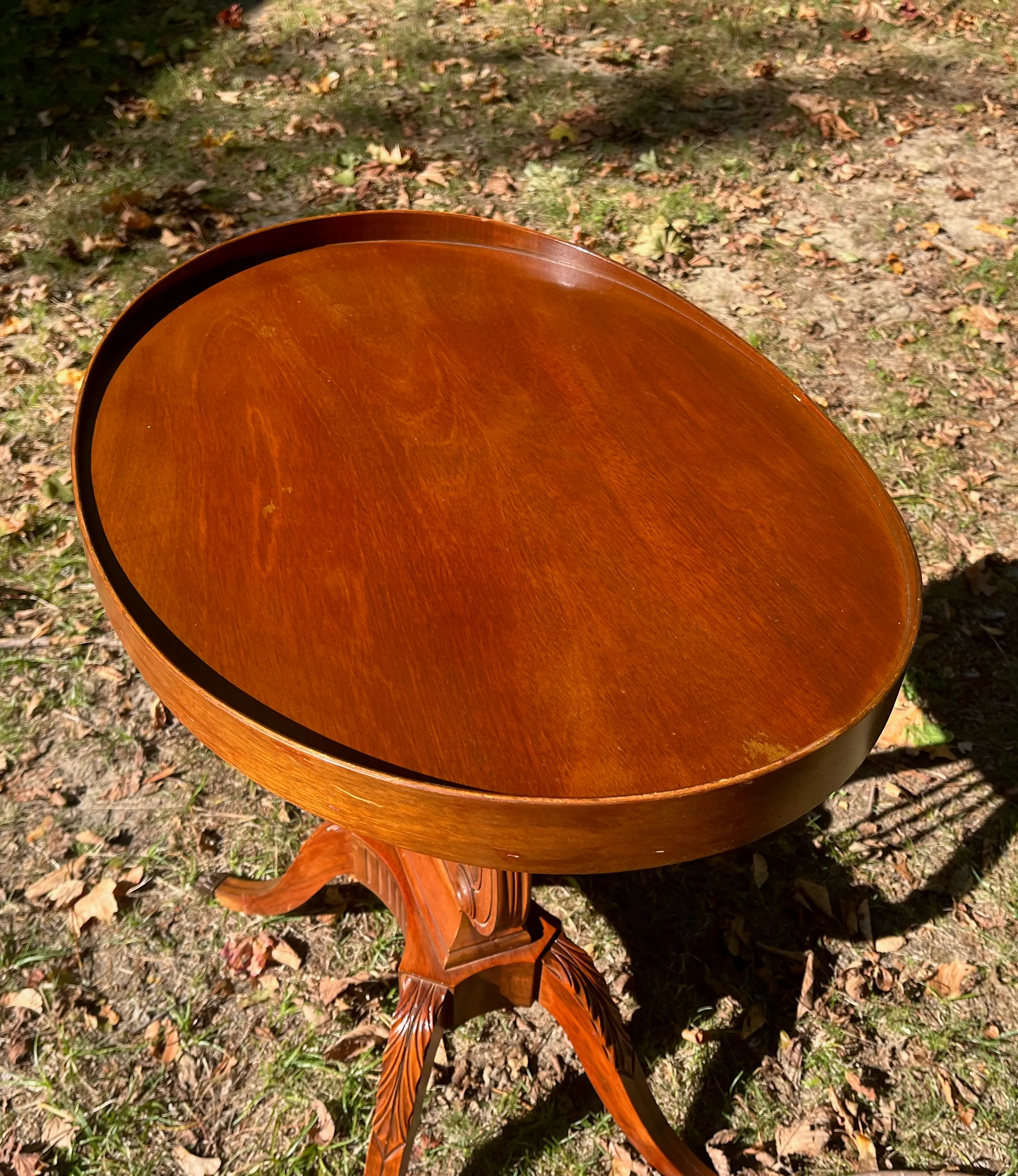 【TOMOさま 専用です。11日まで】antique  low  table Mersman Oval Table With Lyre Base Cherry Wood Capped Brass Claw