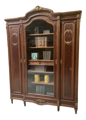 Antique Bookcase in Walnut, 1890s