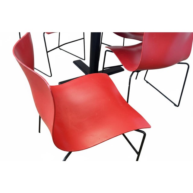 Mid-Century Modern 1980s Handkerchief Chairs With Matching Table by Massimo & Lella Vignelli for Knoll International - 5pcs For Sale - Image 3 of 14