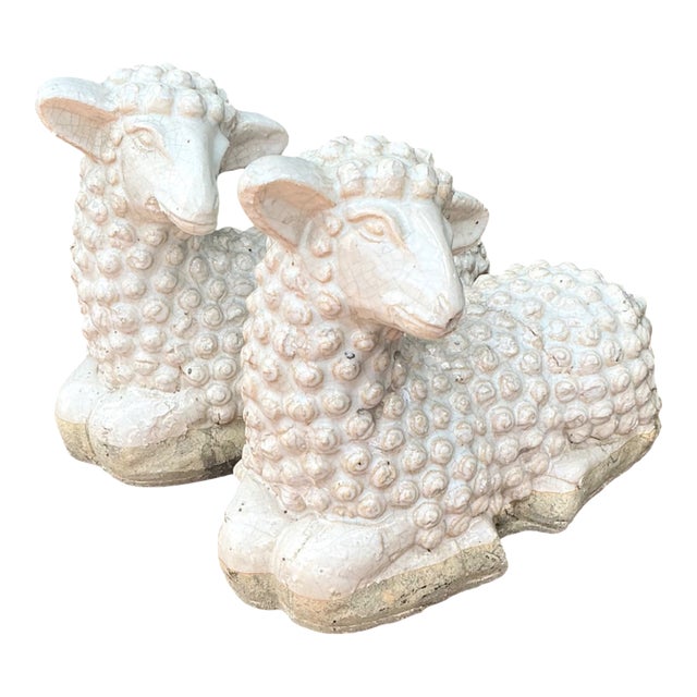 Vintage Sheep Figurines in Ceramic - Set of 2 For Sale