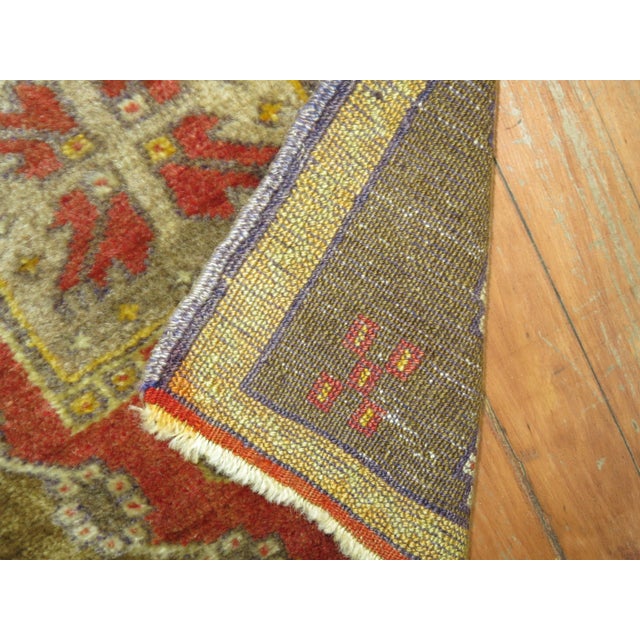 Mid-20th Century Zabihi Collection Turkish Anatolian Throw Rug - 1'7" x 1'8" For Sale - Image 4 of 4