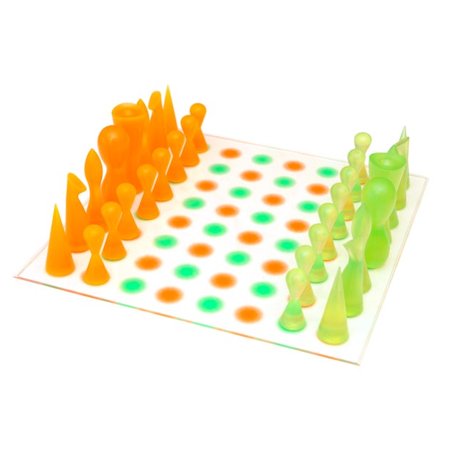 This boho chic collectors chess set by the noted designer Karim Rashid has never been used. It comes with its own original...