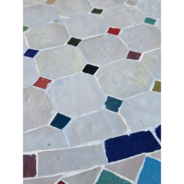 32” Handcrafted Off White, Multicolor Moroccan Mosaic Table / Sampler Style For Sale In Orlando - Image 6 of 7