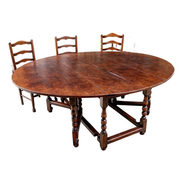 19th Century Oversized Oval Gate-Leg Drop Leaf Oak Dining Table For Sale