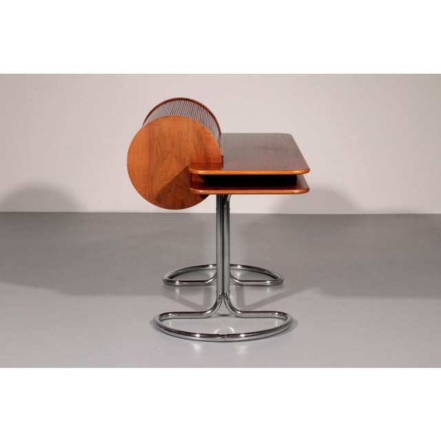 1960s Italian Maia Walnut Desk by Giotto Stoppino for Bernini, 1960s For Sale - Image 5 of 15