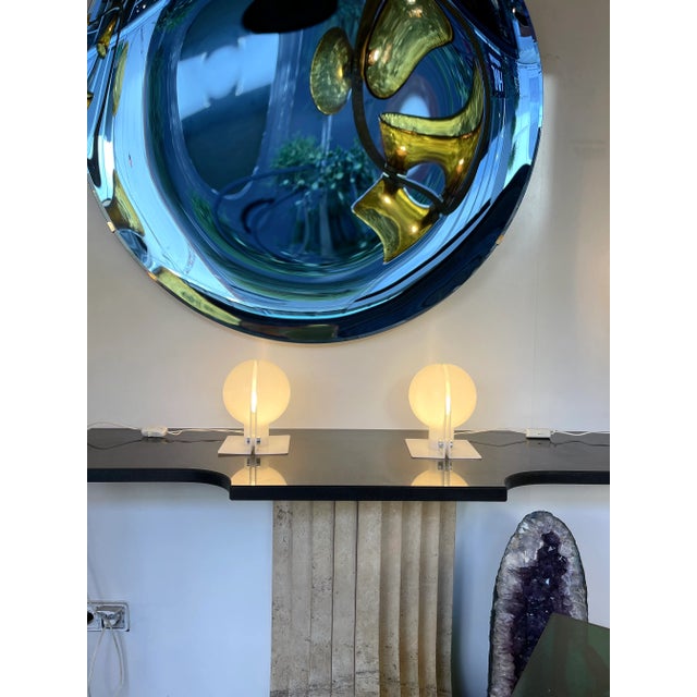 1970s Pair of Lucite Lamps Sirio by Brazzoni Lampa for Harvey Guzzini. Italy, 1970s For Sale - Image 5 of 13