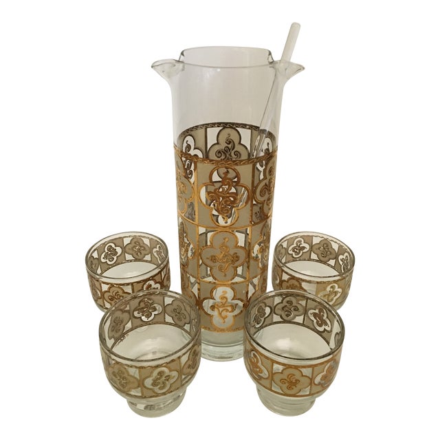 Mid-Century Modern Culver Clover Martini Pitcher & Four Footed Glasses- 6 Pieces Very Retro! For Sale