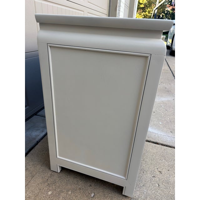 Late 20th Century Chinoiserie Chin Hua Collection Dresser by Raymond K. Sabota for Century Furniture For Sale - Image 9 of 12
