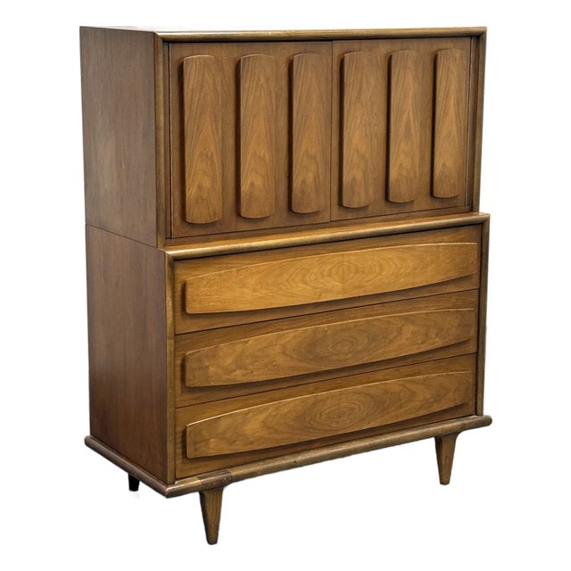 Mid 20th Century American of Martinsville Gentleman Chest of Drawers For Sale