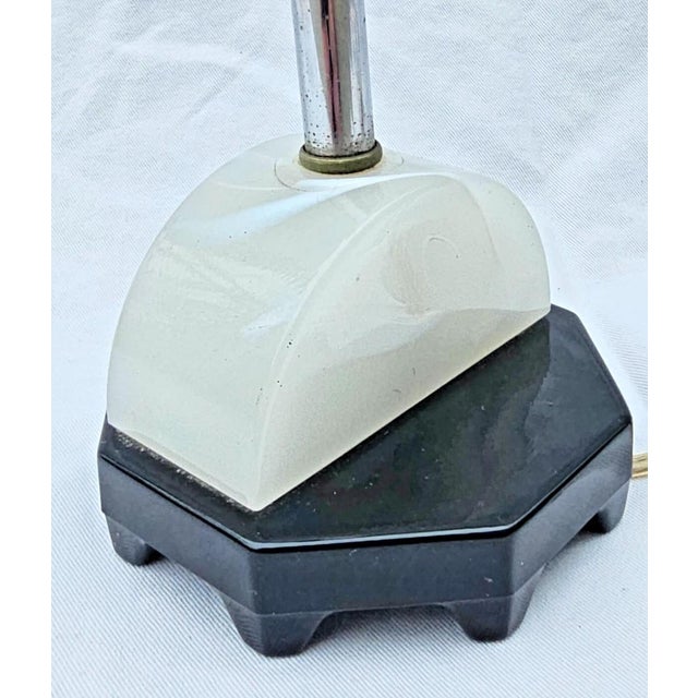 Vintage 1930s Art Deco Black & White Slag Glass Lamp — Globe Specialty Co. For Sale - Image 9 of 12