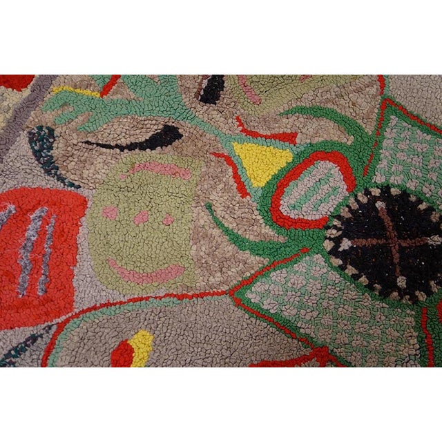 Light Gray 1920s Gray Medallion Round Folk Art Antique American Hooked Rug 6'2" X 6'5" Handknotted Wool Carpet For Sale - Image 8 of 9